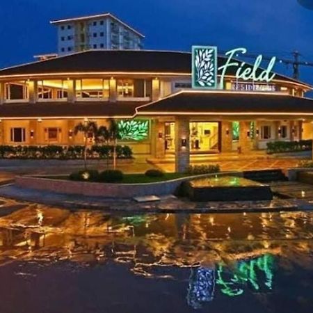 Paranaque City Field Residences מראה חיצוני תמונה