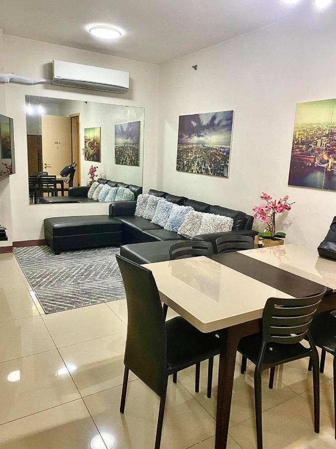 Paranaque City Field Residences מראה חיצוני תמונה