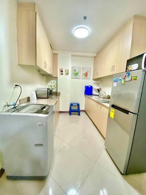 Paranaque City Field Residences מראה חיצוני תמונה